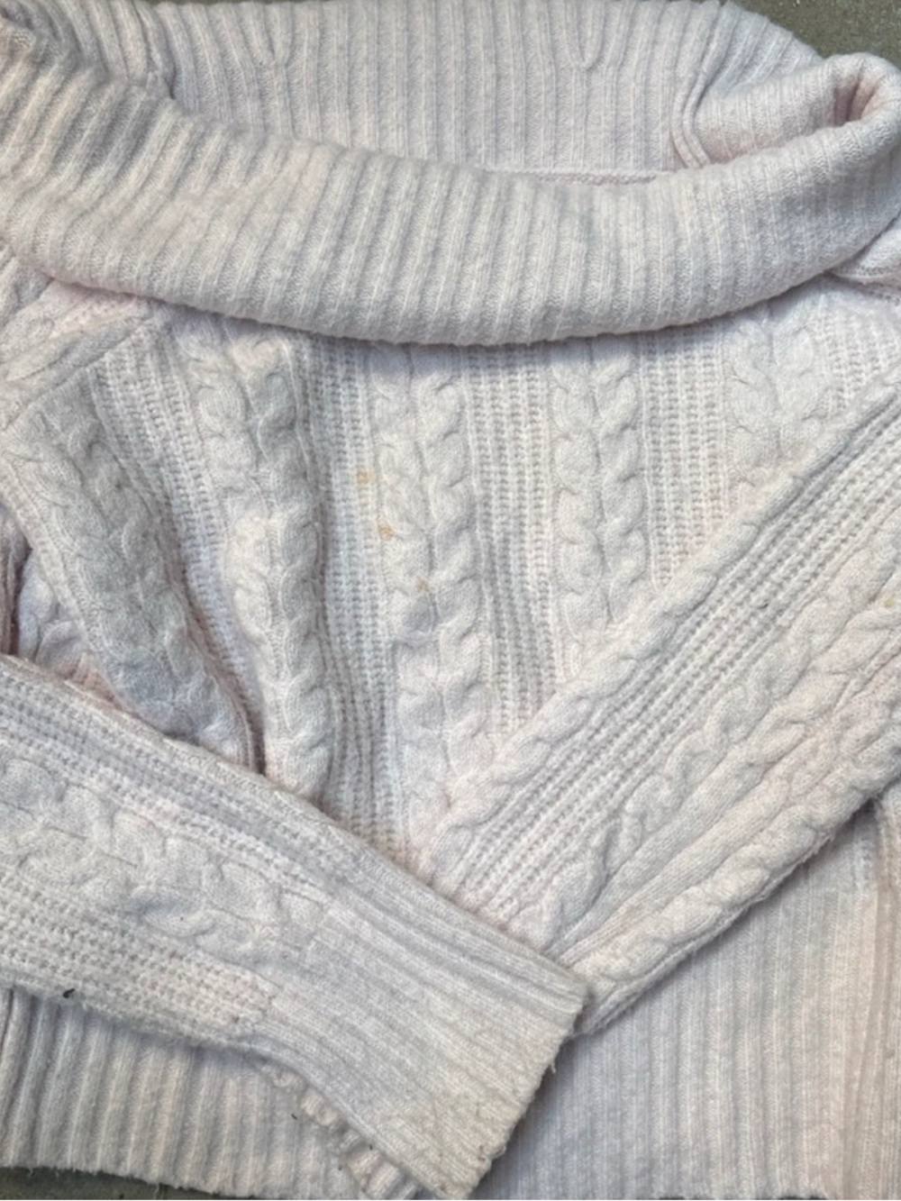 Soft Cable-Knit Turtleneck Sweater in Pale Pink